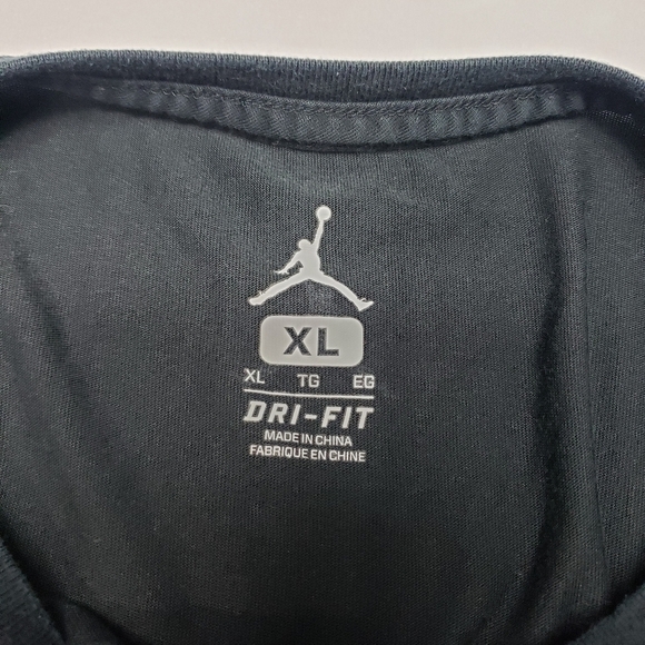 Nike dri-fit Air Jordan custom crop short sleeve tshirt women's size XL - Picture 4 of 7